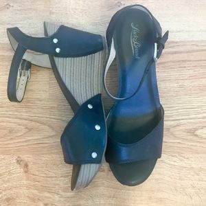 Lucky Brand Black Leather Wedges 9.5